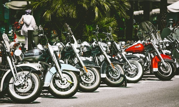 De la 1 ianuarie, noi standare de emisii pentru motociclete si mopede