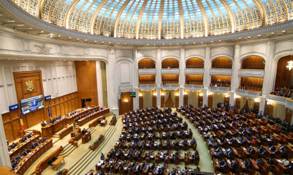 Rasturnare de situatie in Parlament: PSD a strans cele 233 de voturi necesare sa darame Guvernul