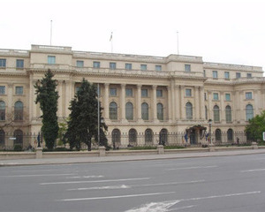 Muzeul National de Arta al Romaniei organizeaza vizite ghidate in Corpul Central al Palatului Regal