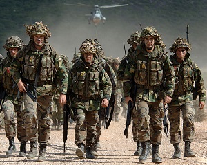 SUA: aliatii militari europeni ai NATO trebuie sa-si creasca cheltuielile