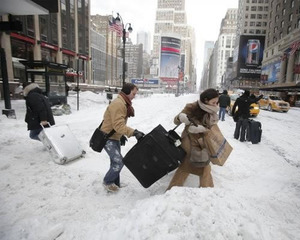 Newyorkezii au ramas fara incaltaminte de iarna