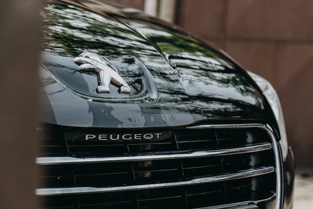 Grupul PSA vrea sa relanseze Peugeot in America de Nord dupa o pauza de 30 de ani