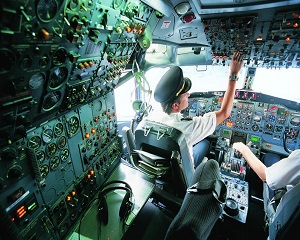 Ati avea curaj sa zburati cu un avion pilotat in intregime de un computer?