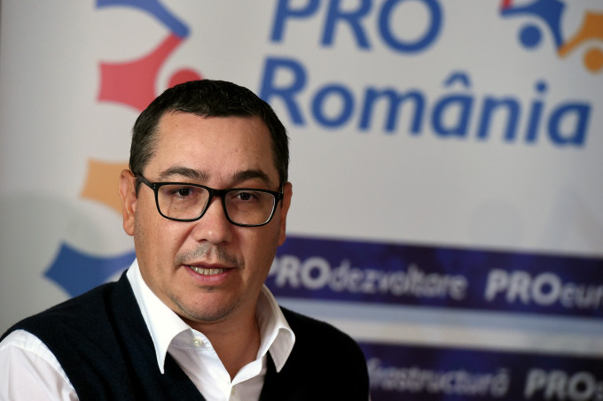 Ponta: In 2020 NU vor mai fi BANI de PENSII. Guvernul duce Romania la marginea prapastiei