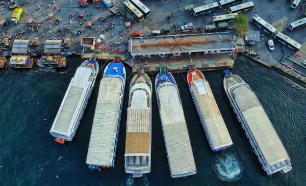 Contract de 30 de milioane de euro pentru modernizarea Portului Constanta, atribuit unor italieni