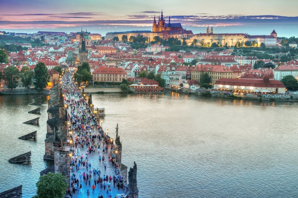 Vreti sa mergeti la Praga sau Brno? Iata in ce conditii puteti intra in Cehia