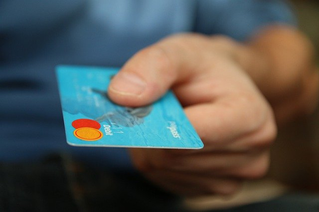 Premiera pe piata bancara romaneasca: sunt vizati clientii acestei banci, posesori de carduri de debit sau de credit Mastercard