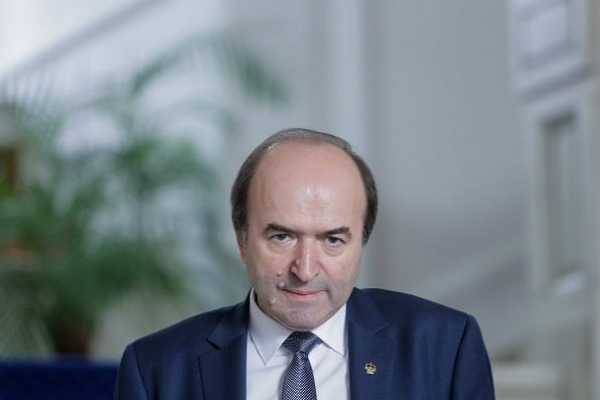 Tudorel Toader o ataca pe Kovesi in presa straina: Ministrul a trimis o scrisoare de blam catre Financial Times