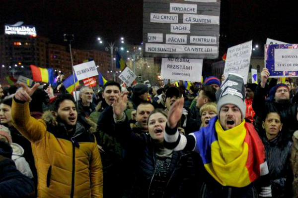 Romania, din nou in strada pentru apararea Justitiei: Mii de oameni au protestat in marile orase ale tarii