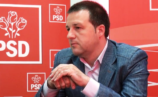 Primarul PSD Braila militeaza impotriva mastii de protectie: Decat o viata sluga, mai bine patru ani vultur