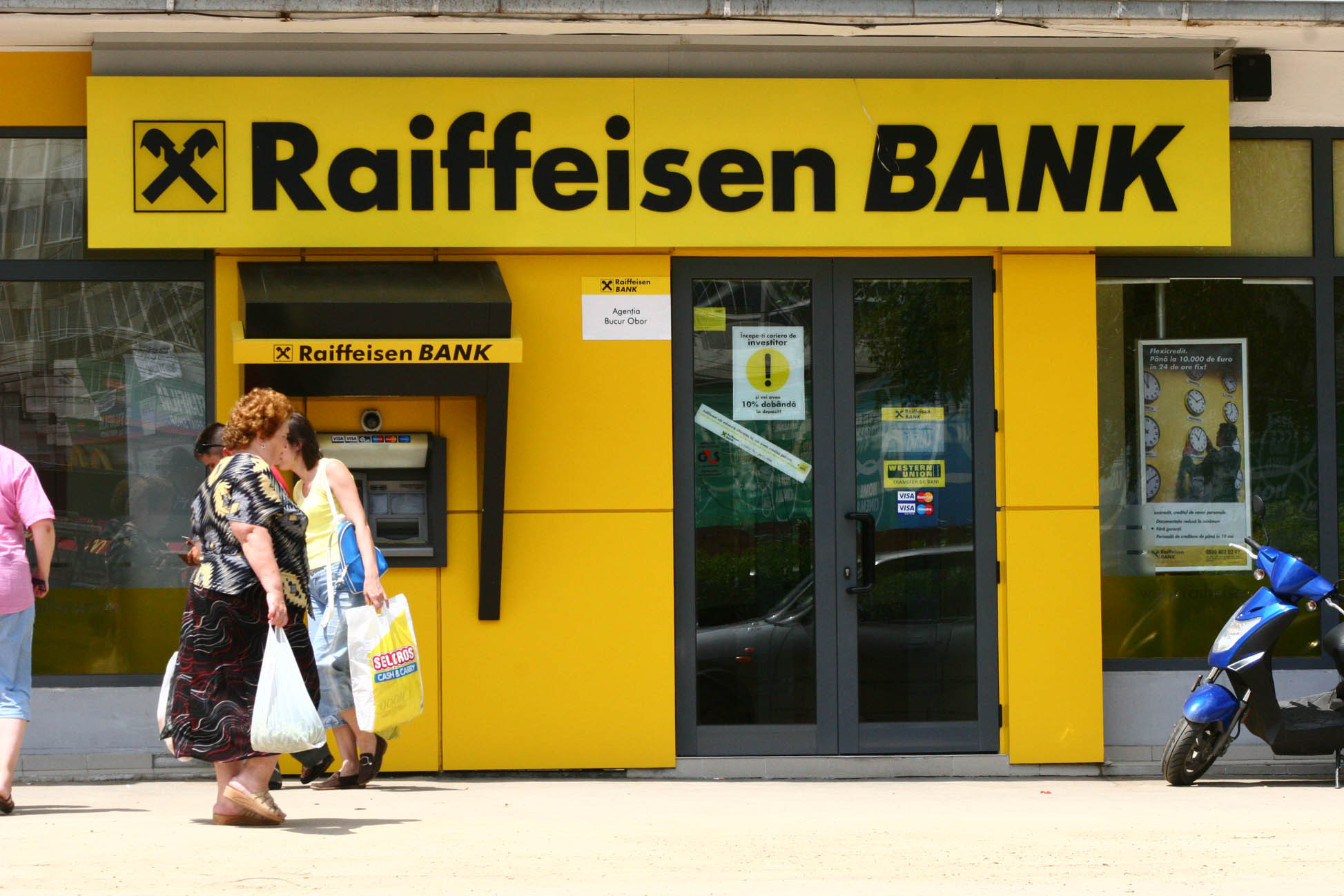 Raiffeisen Bank, AMENDATA cu 150.000 de euro pentru INCALCAREA GDPR