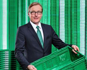 Cine a livrat un miliard de containere refolosibile din plastic la nivel global