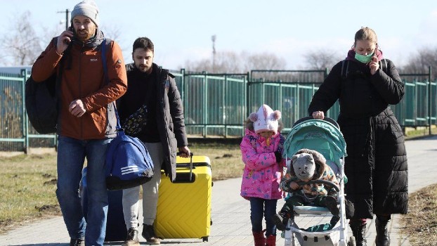 Refugiatii ucraineni, speriati de preturile mari din Romania. Acest barbat spune ca manca o luna in Ucraina, pe banii dati la o masa in restaurantele noastre