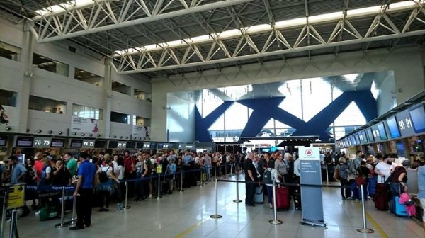 Ce trebuie sa stii inainte de a ajunge la aeroport. Care sunt noile reguli