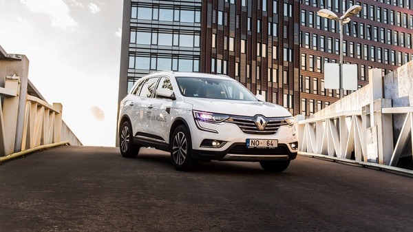 Renault si-a facut platforma de vanzari online