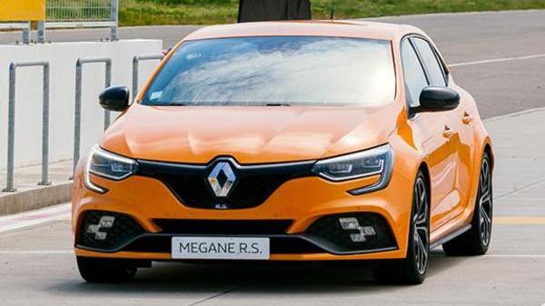 Romanii pot cumpara noul hothatch Renault Megane RS
