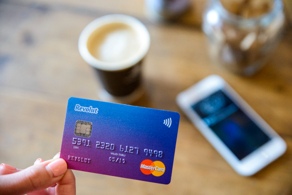 Revolut Business: clientii din Romania primesc noi instrumente. Care sunt avantajele noilor functii