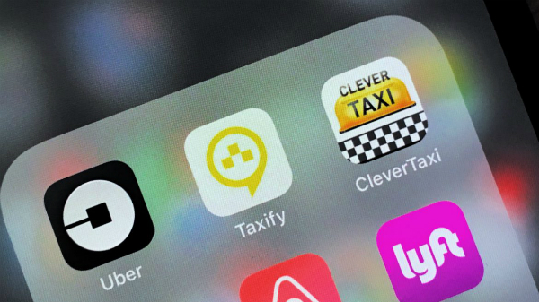 Activitatea aplicatiei Clever in Romania nu este afectata de intrarea in vigoare a modificarilor aduse Legii taximetriei