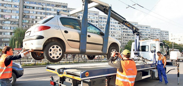 O primarie de sector reincepe ridicarea masinilor parcate neregulamentar. Taxa de recuperare e uriasa