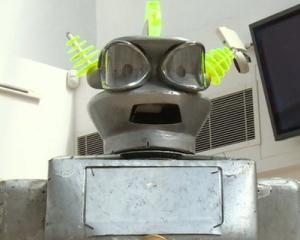 Un robot construit in anii '50 a fost vandut la licitatie cu 17.500 lire sterline