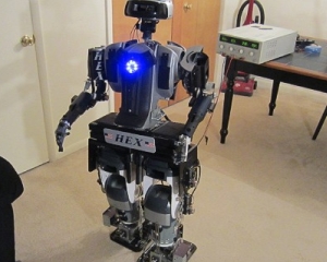 Un fost politist si-a construit propriul "Robocop"