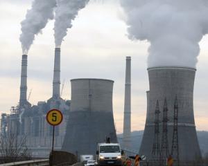 Greenpeace: Aerul este nociv, in zona industriala Rovinari