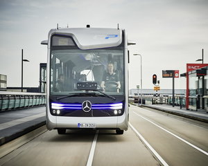 Daimler va verifica autobuzele Mercedes-Benz din Romania. Vehiculele prezinta riscul de accident