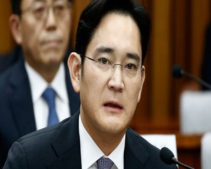 Mostenitorul imperiului Samsung suspect intr-un caz de dare de mita. Procurorii au cerut arestarea