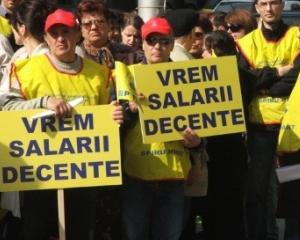 Dascalii si politistii cer si ei majorarea salariilor din octombrie. Raspunsul premierului Ponta