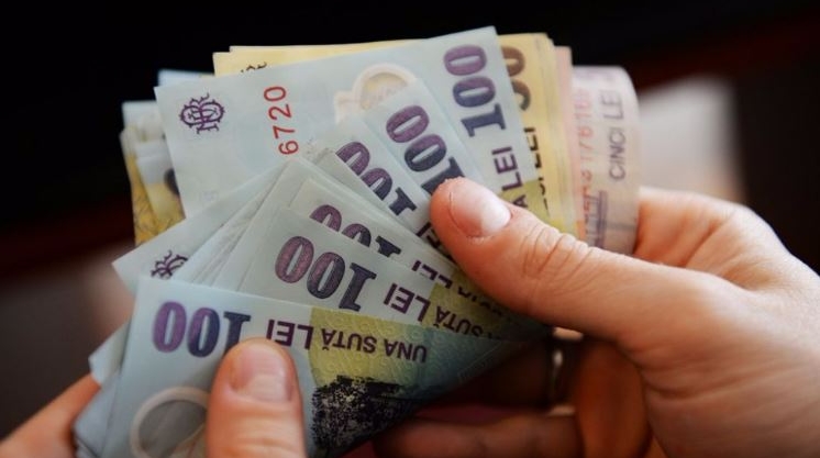 "Topaiala fiscala" continua: salariul minim nu va creste de la 1 noiembrie