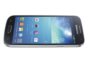 Samsung Galaxy S4 mini, disponibil si in Romania