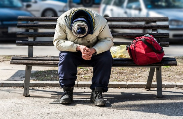 Se taie voucherele sociale pentru unii romani: cine nu mai primeste bani si din ce cauza. Anuntul vine de la Minister