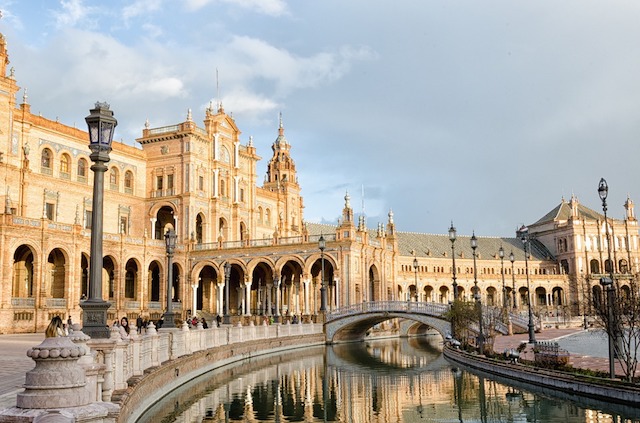 Destinatii ideale pentru city-break: Sevilla - cum ajungem, ce vizitam, ce mancam