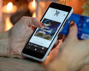 Bilantul pietei de e-commerce 2016: Romanii au cumparat online de peste 1,8 miliarde de euro