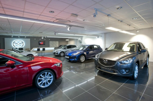 Premier Motors a investit 500.000 de Euro in noul showroom Mazda din Timisoara