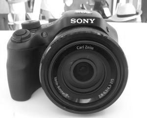 Sony lanseaza camerele foto Cyber-shot HX50, WX300 si HX300