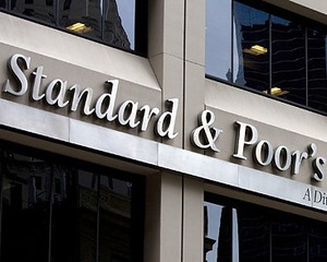 S&P are perspectiva negativa pentru 15 banci europene