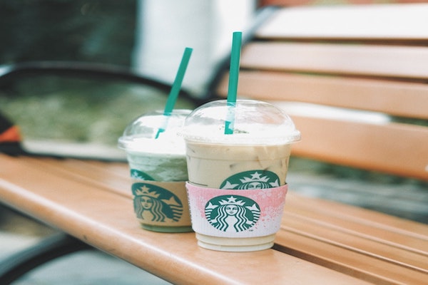 Nestle: Suma uriasa pentru cafeaua Starbucks
