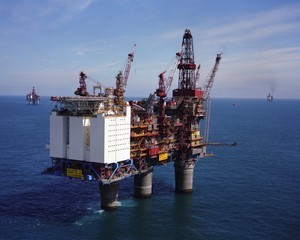 Petrom a descoperit noi zacaminte de petrol in Marea Neagra