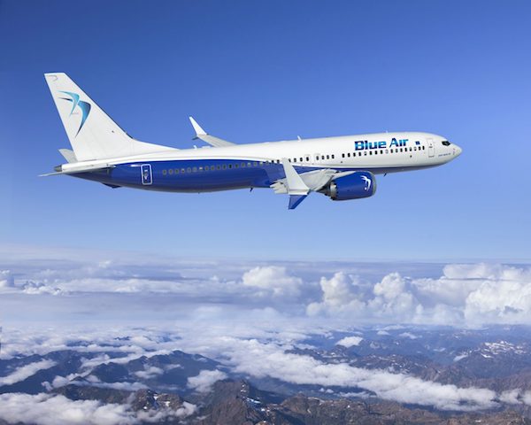 Statul roman ar putea deveni actionar la Blue Air, cel mai mare operator aerian romanesc