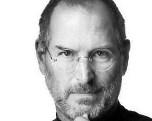Iubita lui Steve Jobs va scrie o carte despre relatia sa cu cofondatorul Apple