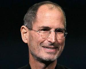 Steve Jobs ar putea aparea pe timbrele din SUA