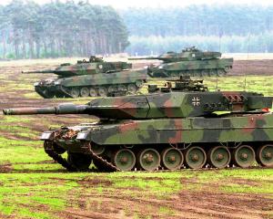 Plan anti-Rusia: NATO va construi baze noi in Estul Europei