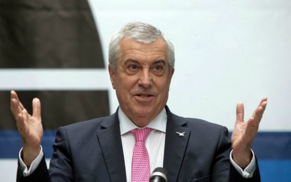 Tariceanu, atac la Iohannis: Este un trantor solemn