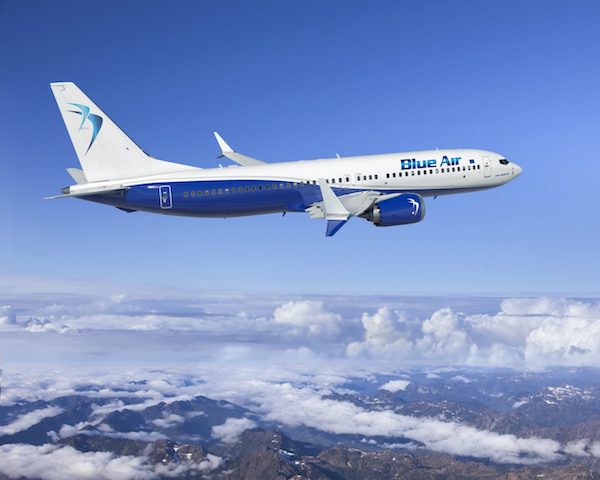 Tarom si Blue Air vor primi impreuna peste 120 de milioane de euro pentru a se salva