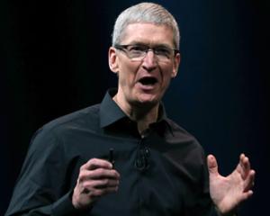 Apple imprastie miliarde de dolari catre actionari