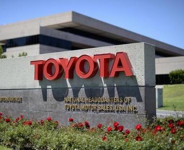 Toyota a redevenit cel mai mare constructor auto din lume