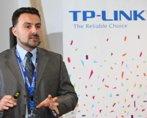 TP-LINK si-a majorat cota pe piata de routere wireless la peste 60% in primul semestru din 2013
