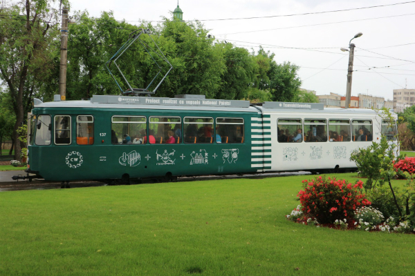 Asa arata civilizatia: Primul tramvai Coworking din Romania
