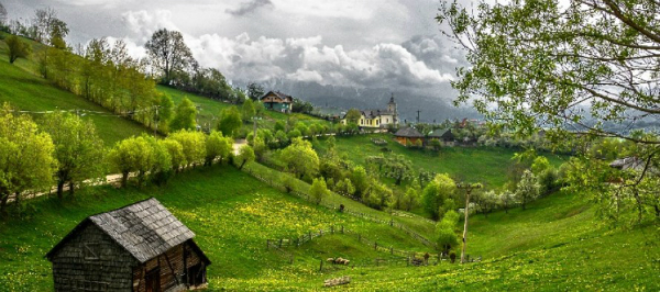 Primul tren turistic romanesc, Transilvania Train, va porni la drum de luna viitoare